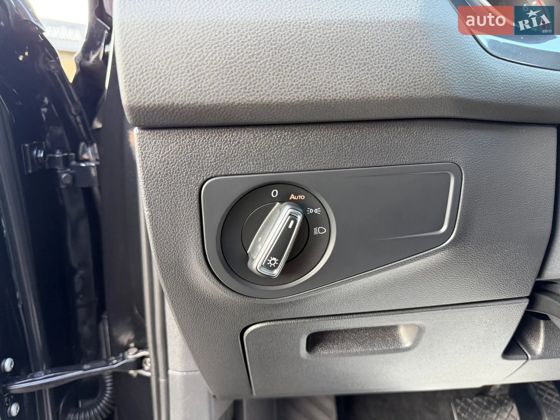 2021 Volkswagen Tiguan - мініатюра 95