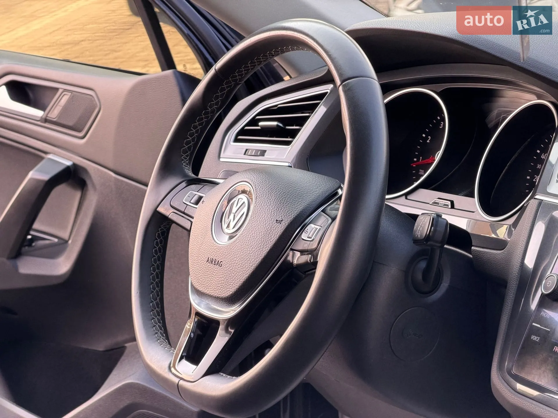 2021 Volkswagen Tiguan - мініатюра 119