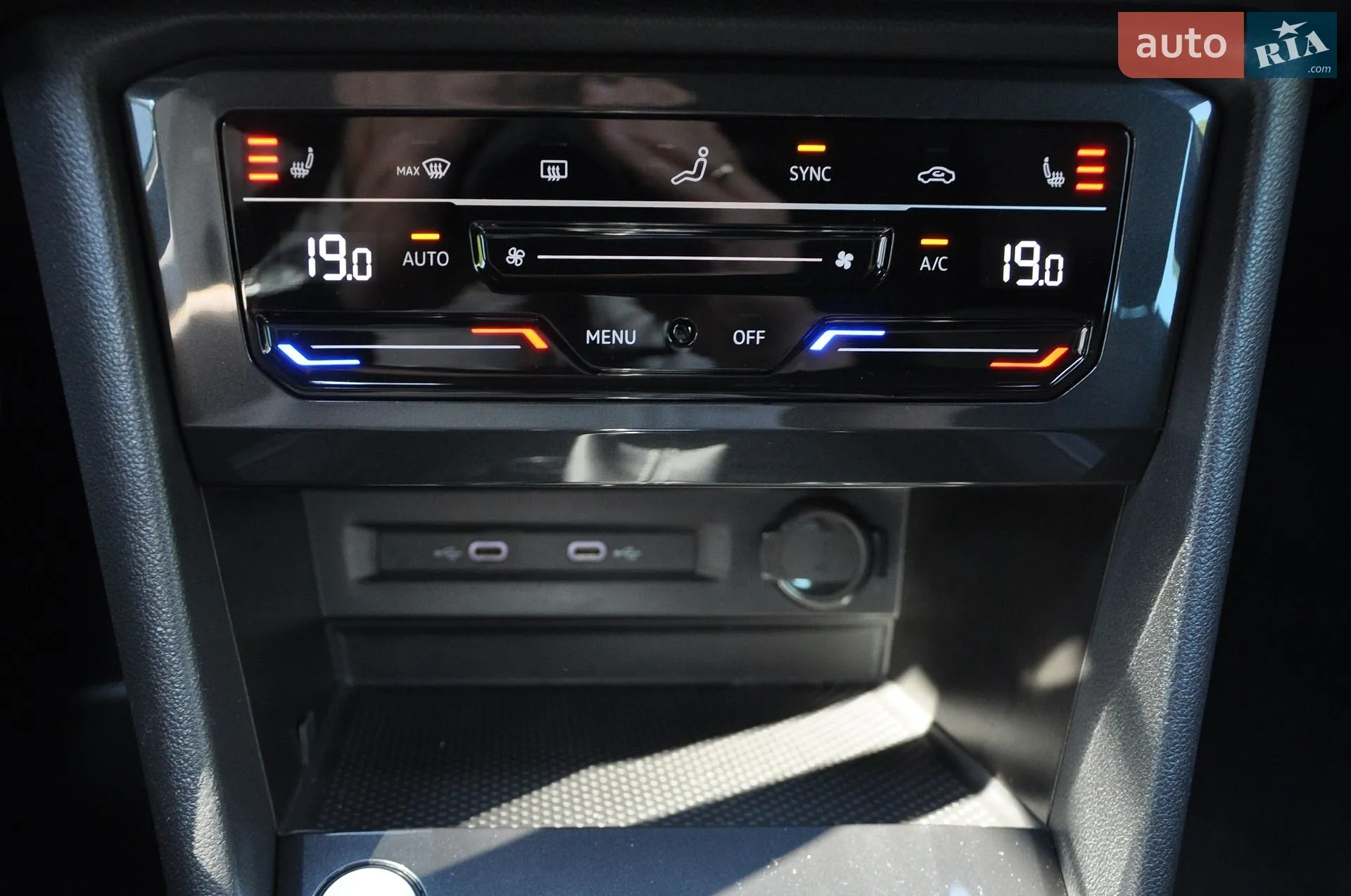 2021 Volkswagen Tiguan - мініатюра 43
