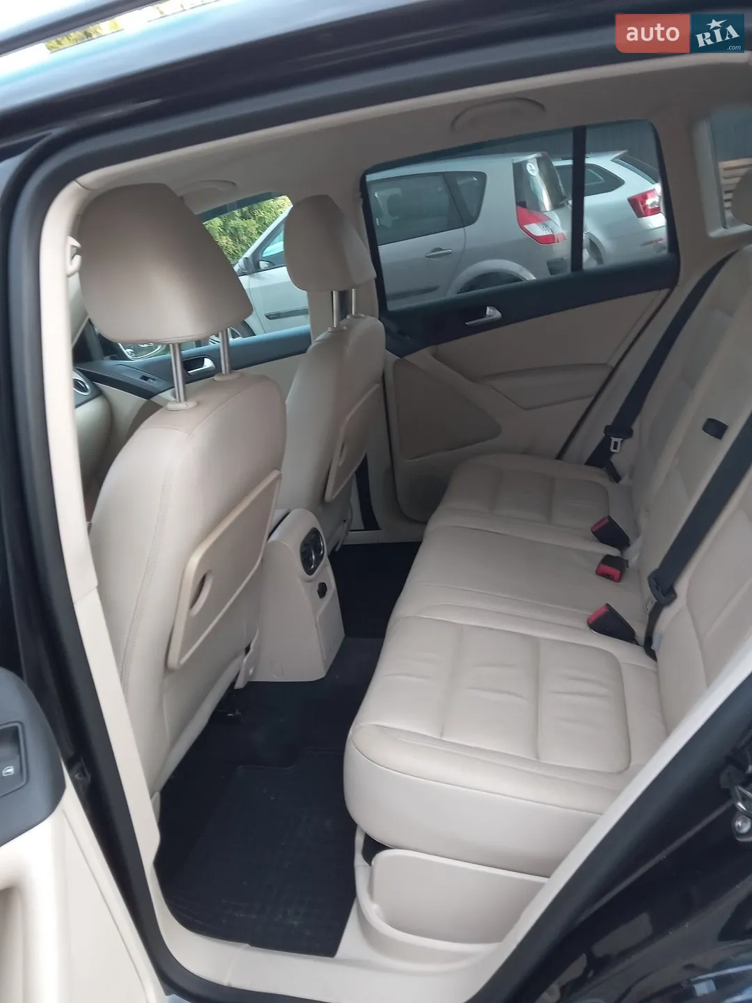 2010 Volkswagen Tiguan - мініатюра 16