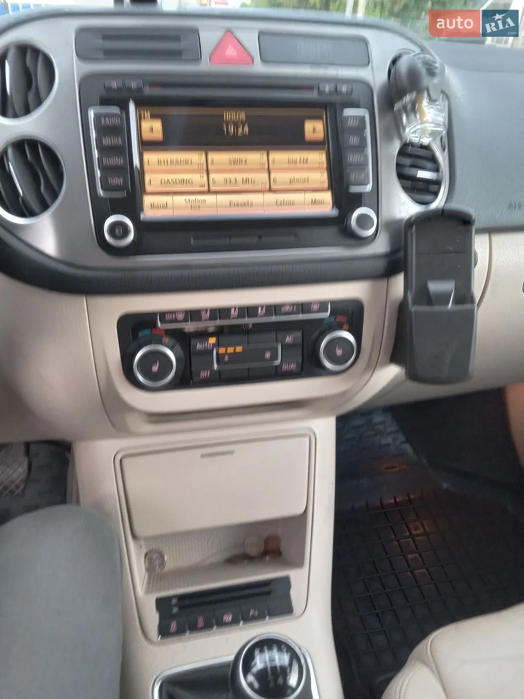 2010 Volkswagen Tiguan - мініатюра 25