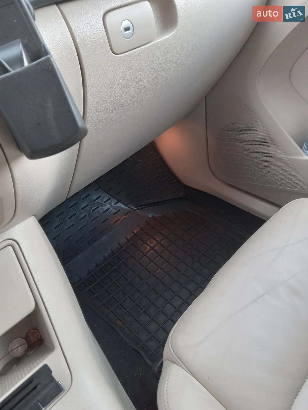 2010 Volkswagen Tiguan - мініатюра 28