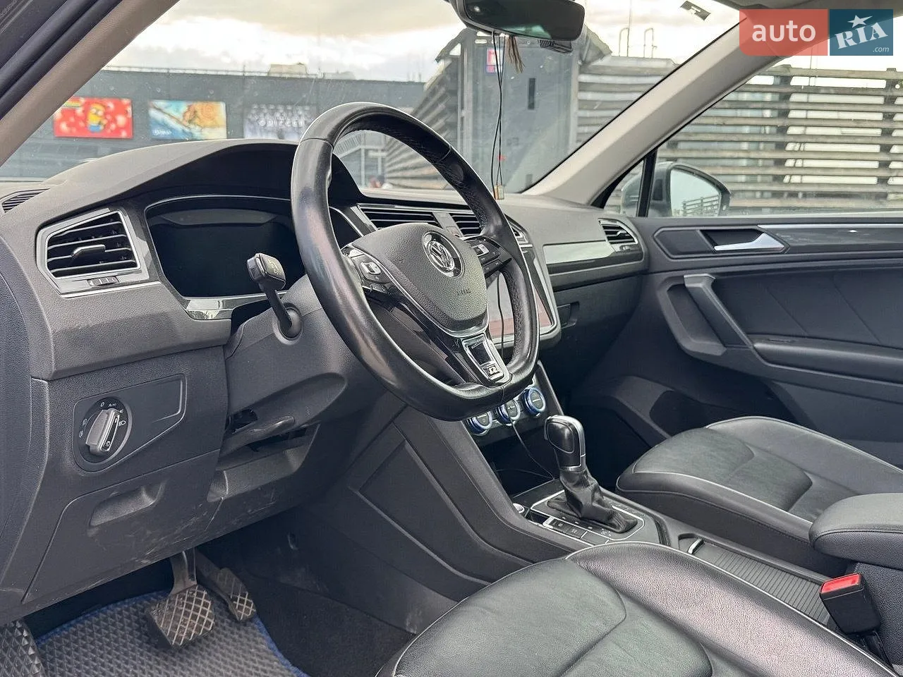 2018 Volkswagen Tiguan - мініатюра 17