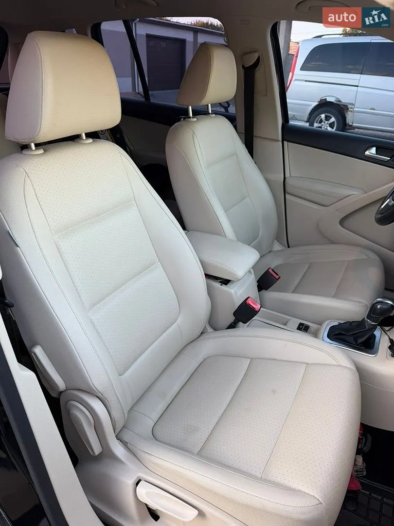2016 Volkswagen Tiguan - мініатюра 31