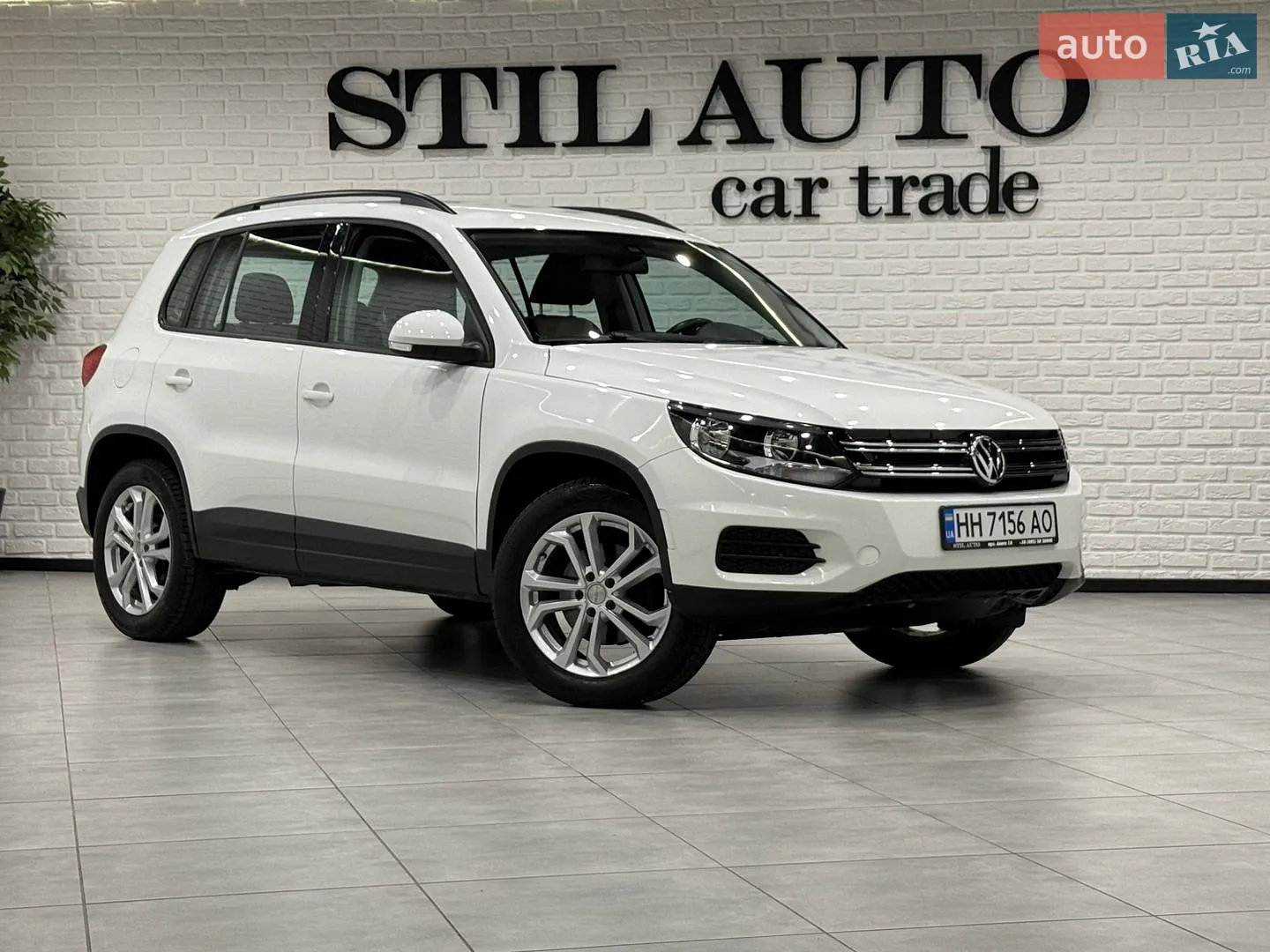 2016 Volkswagen Tiguan - мініатюра 28