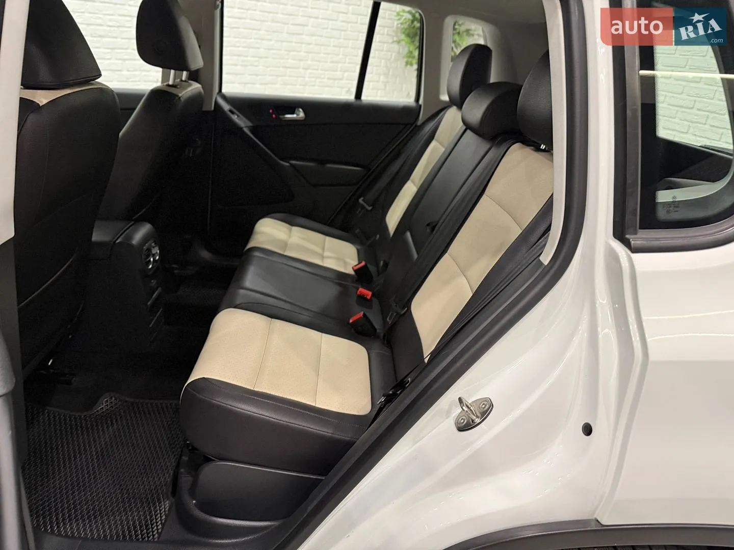 2016 Volkswagen Tiguan - мініатюра 38
