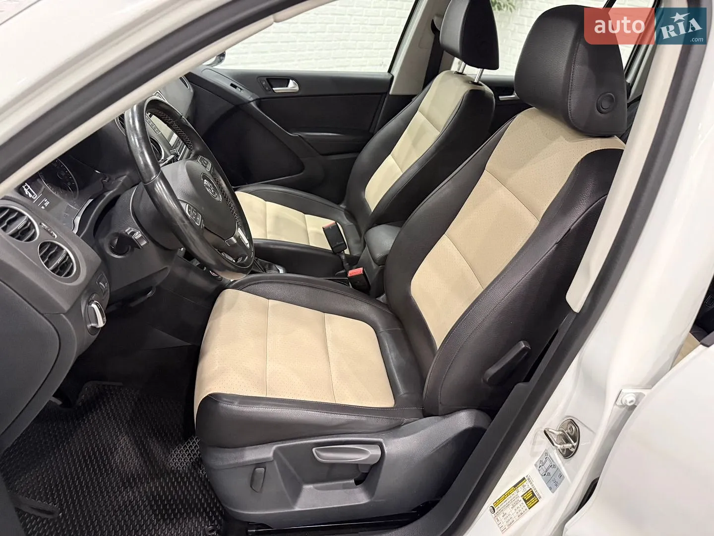 2016 Volkswagen Tiguan - мініатюра 49