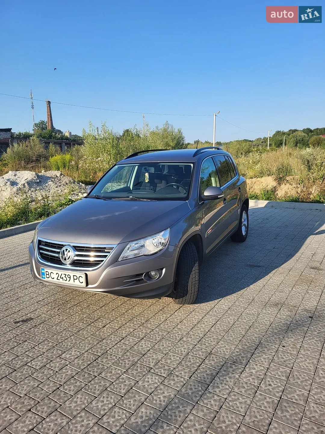 2010 Volkswagen Tiguan - мініатюра 3