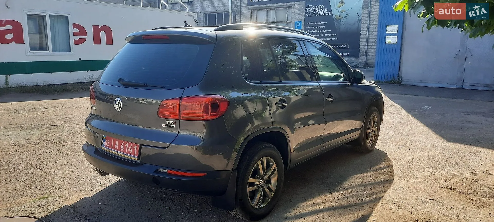 2016 Volkswagen Tiguan - мініатюра 8