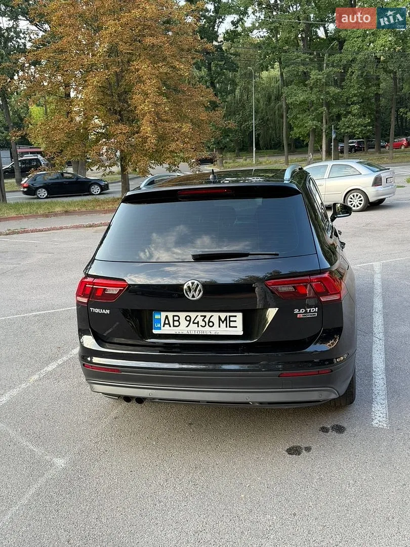2017 Volkswagen Tiguan - мініатюра 6