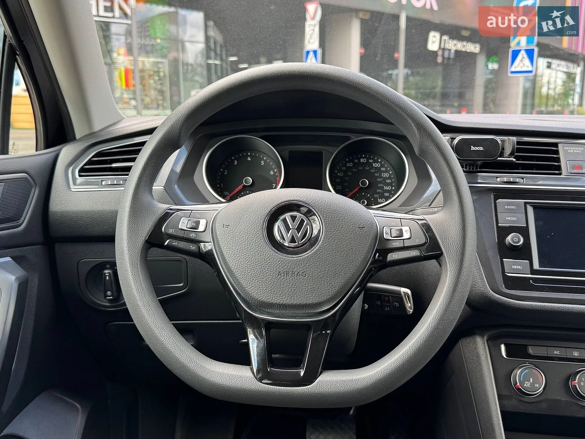 2020 Volkswagen Tiguan - мініатюра 21