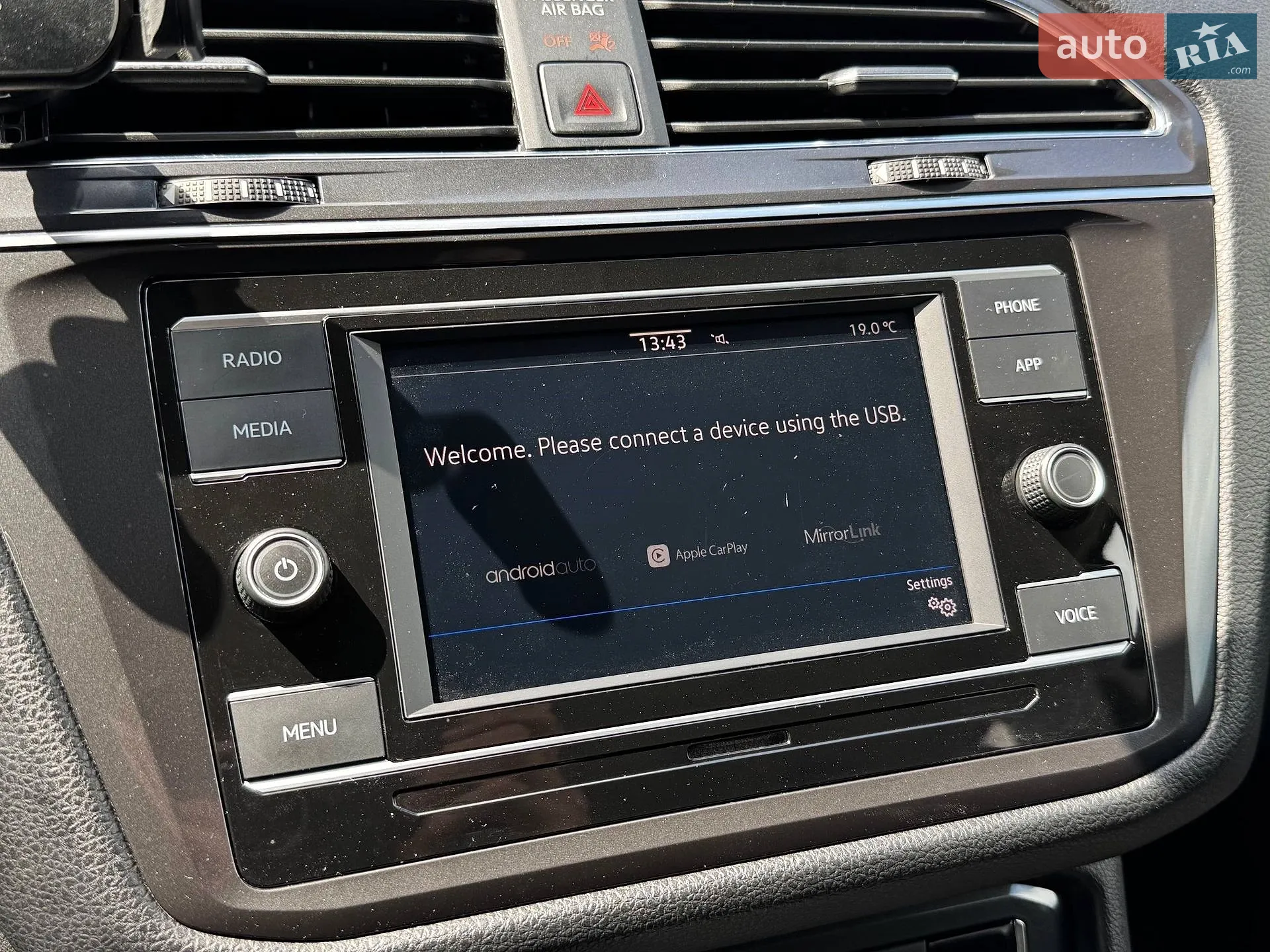 2020 Volkswagen Tiguan - мініатюра 33