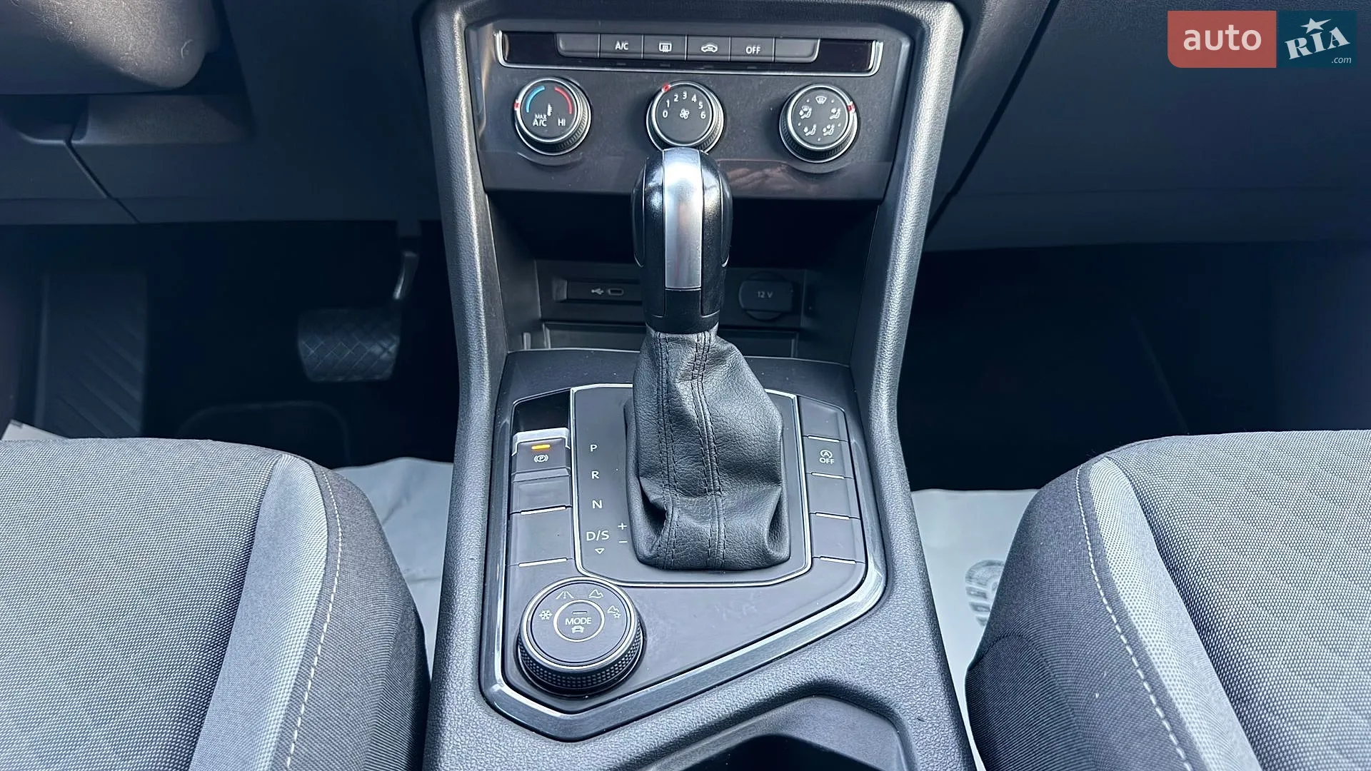 2020 Volkswagen Tiguan - мініатюра 28