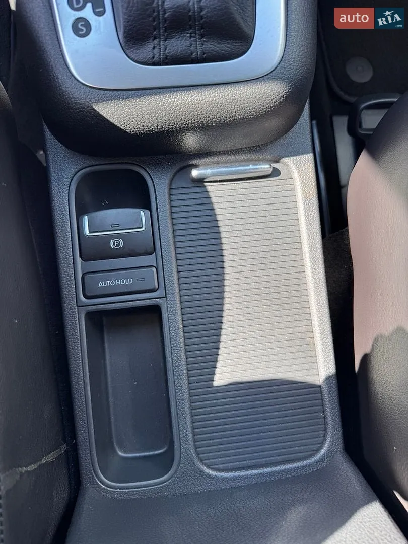 2015 Volkswagen Tiguan - мініатюра 24