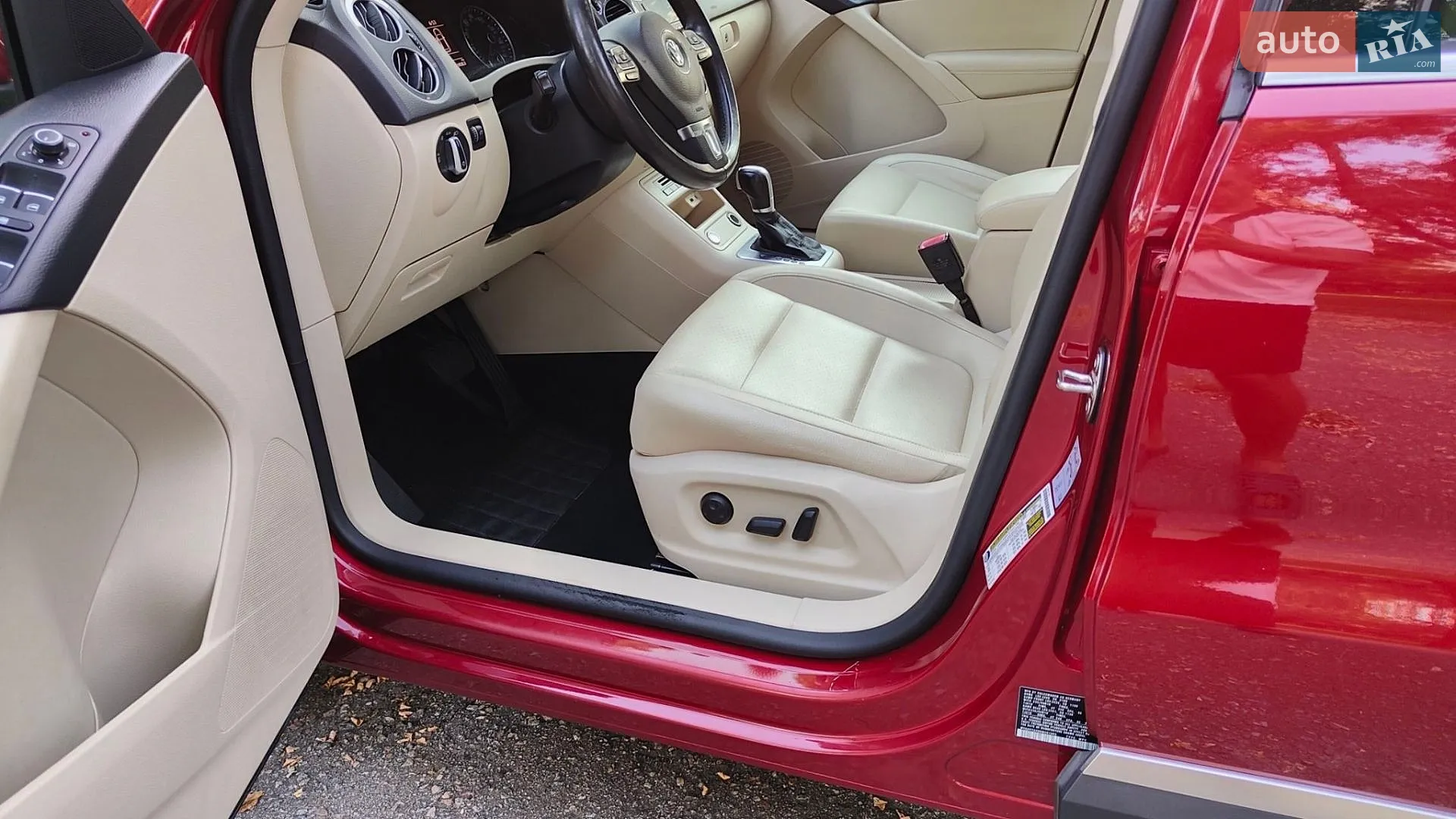 2016 Volkswagen Tiguan - мініатюра 70