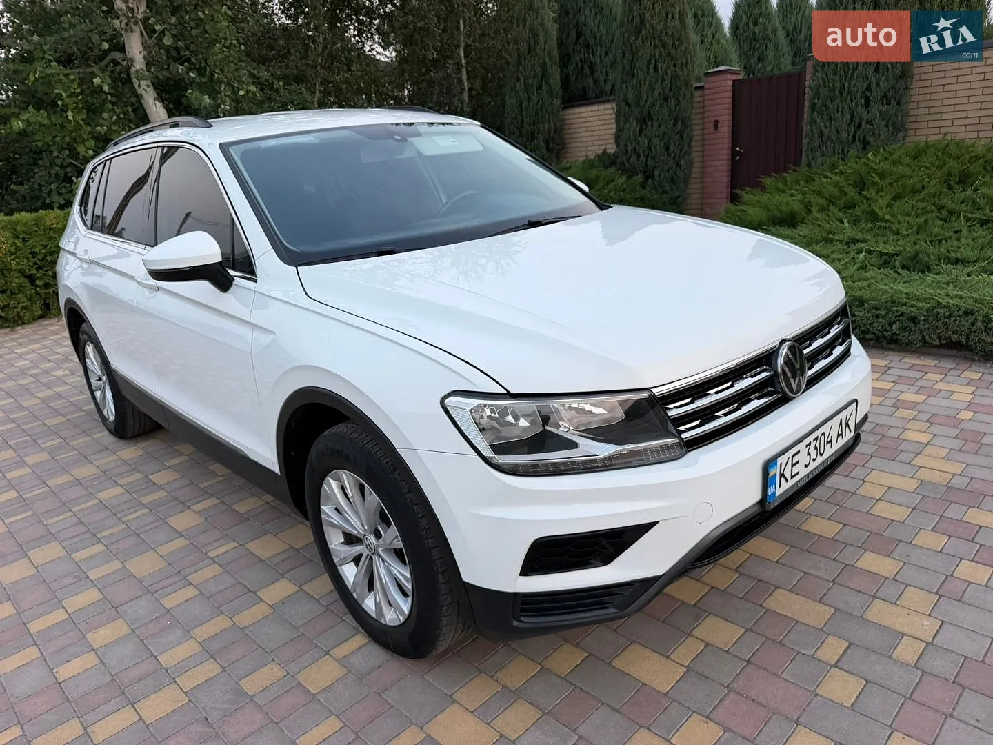 2018 Volkswagen Tiguan - мініатюра 2