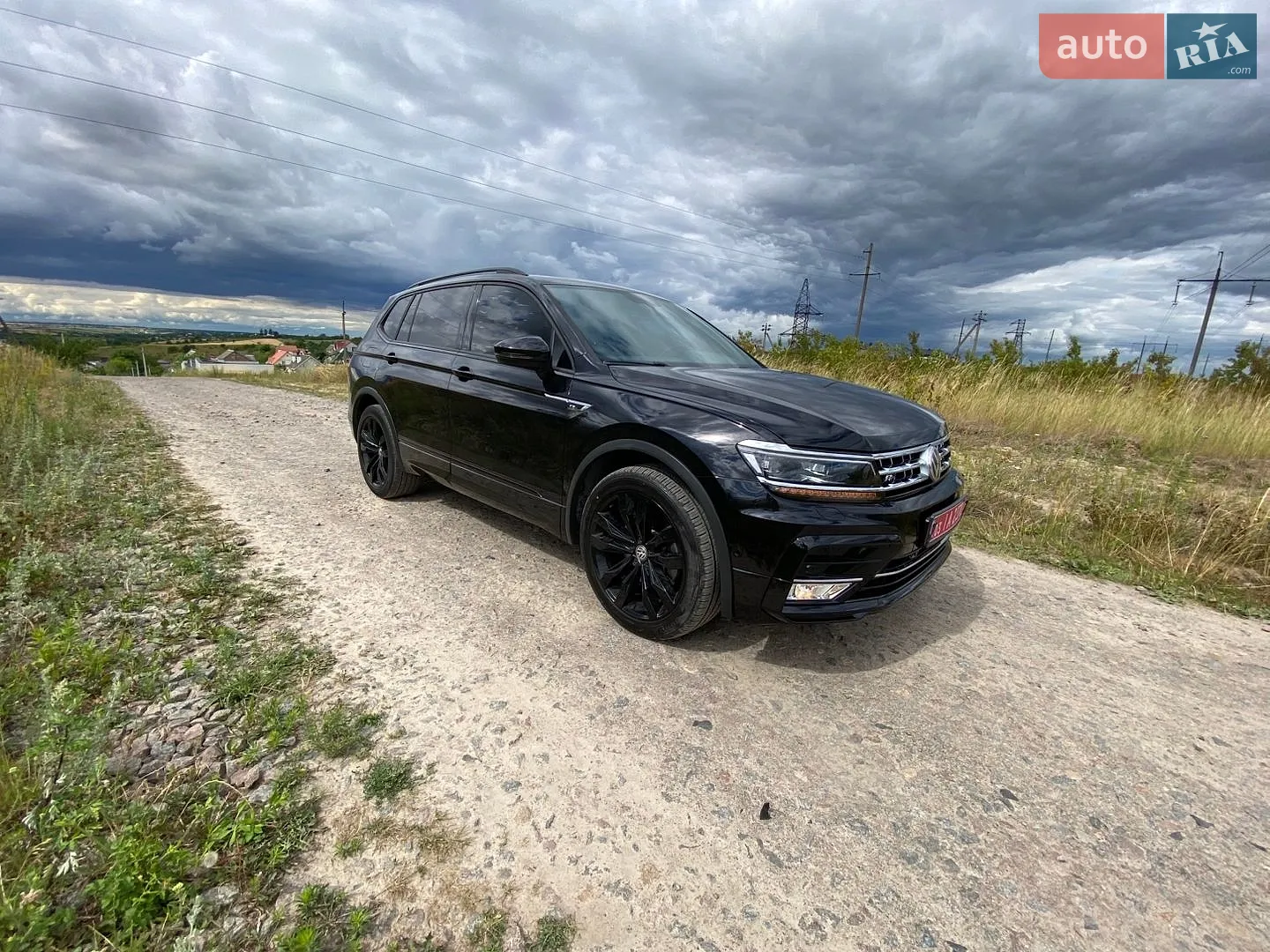 2021 Volkswagen Tiguan - фото 1
