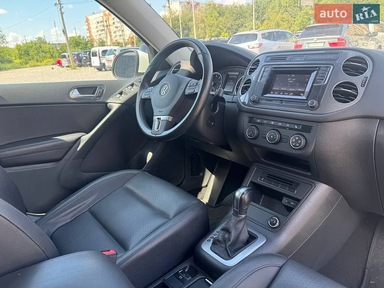 2016 Volkswagen Tiguan - мініатюра 17