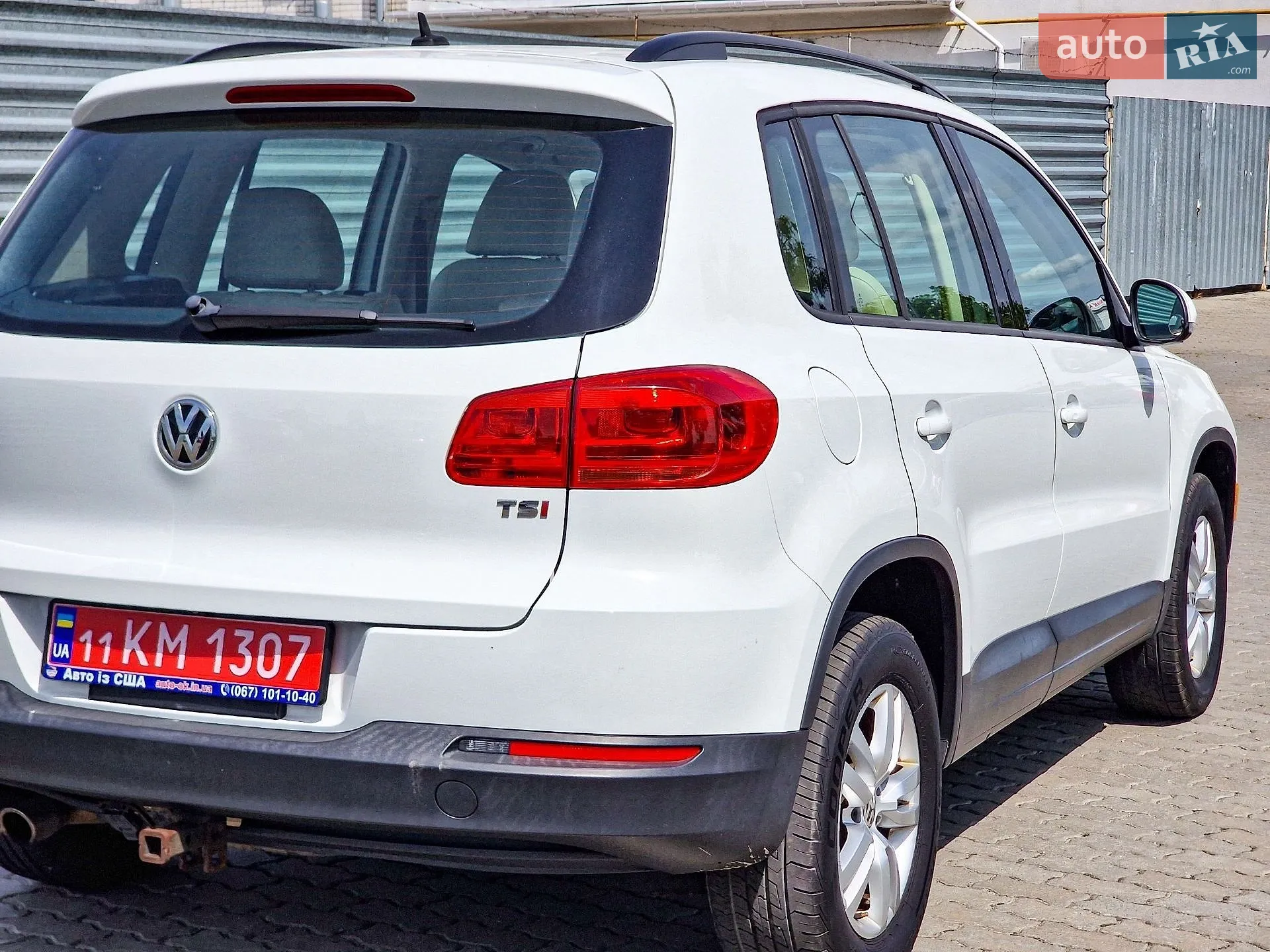 2016 Volkswagen Tiguan - мініатюра 10