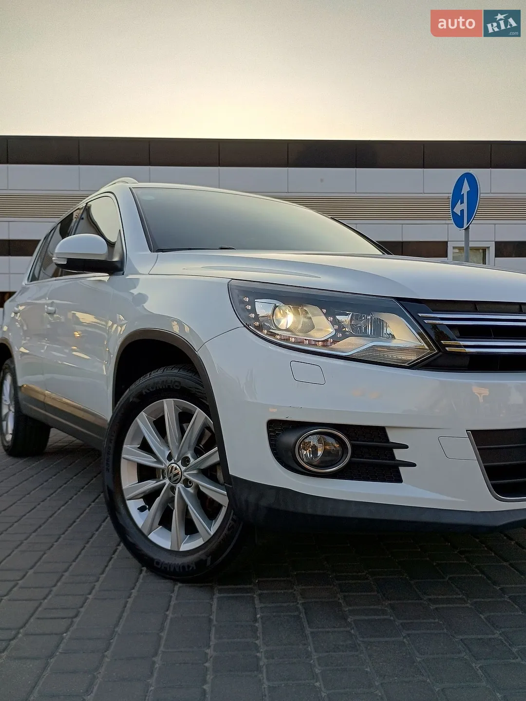 2014 Volkswagen Tiguan - мініатюра 5