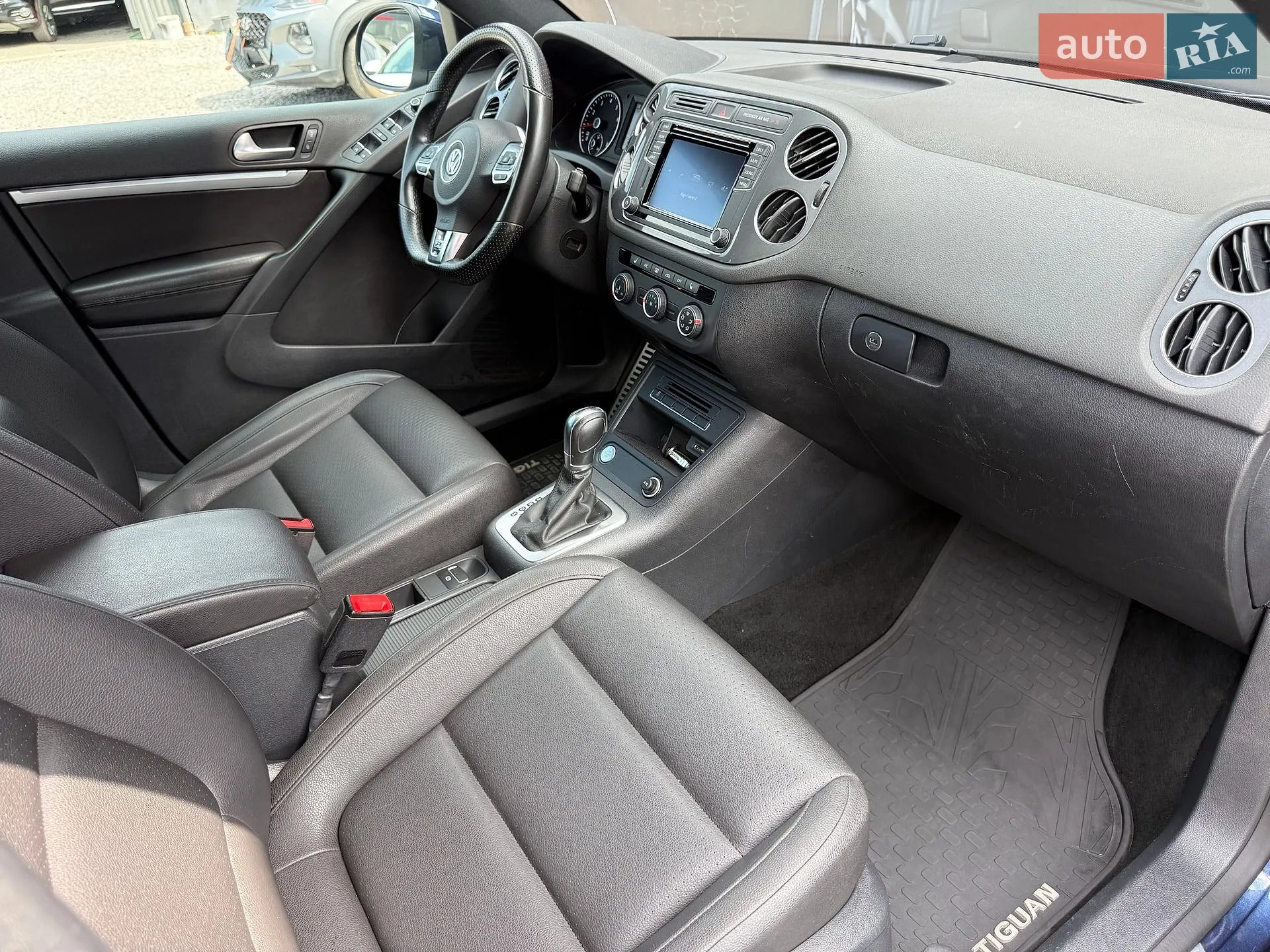 2016 Volkswagen Tiguan - мініатюра 41