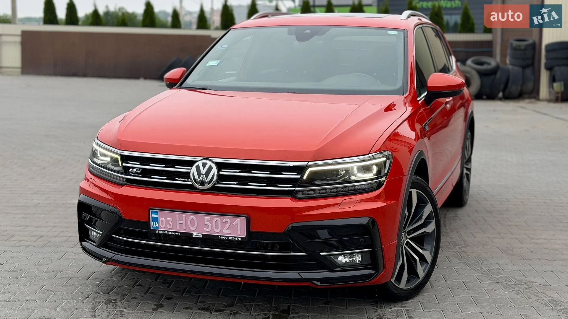 2019 Volkswagen Tiguan - фото 1