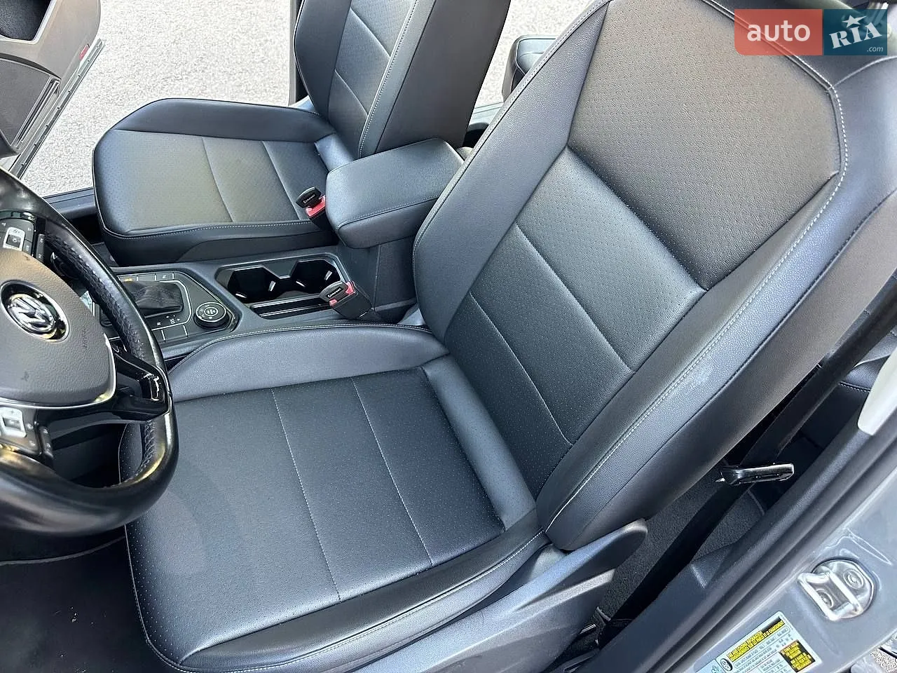 2019 Volkswagen Tiguan - мініатюра 24