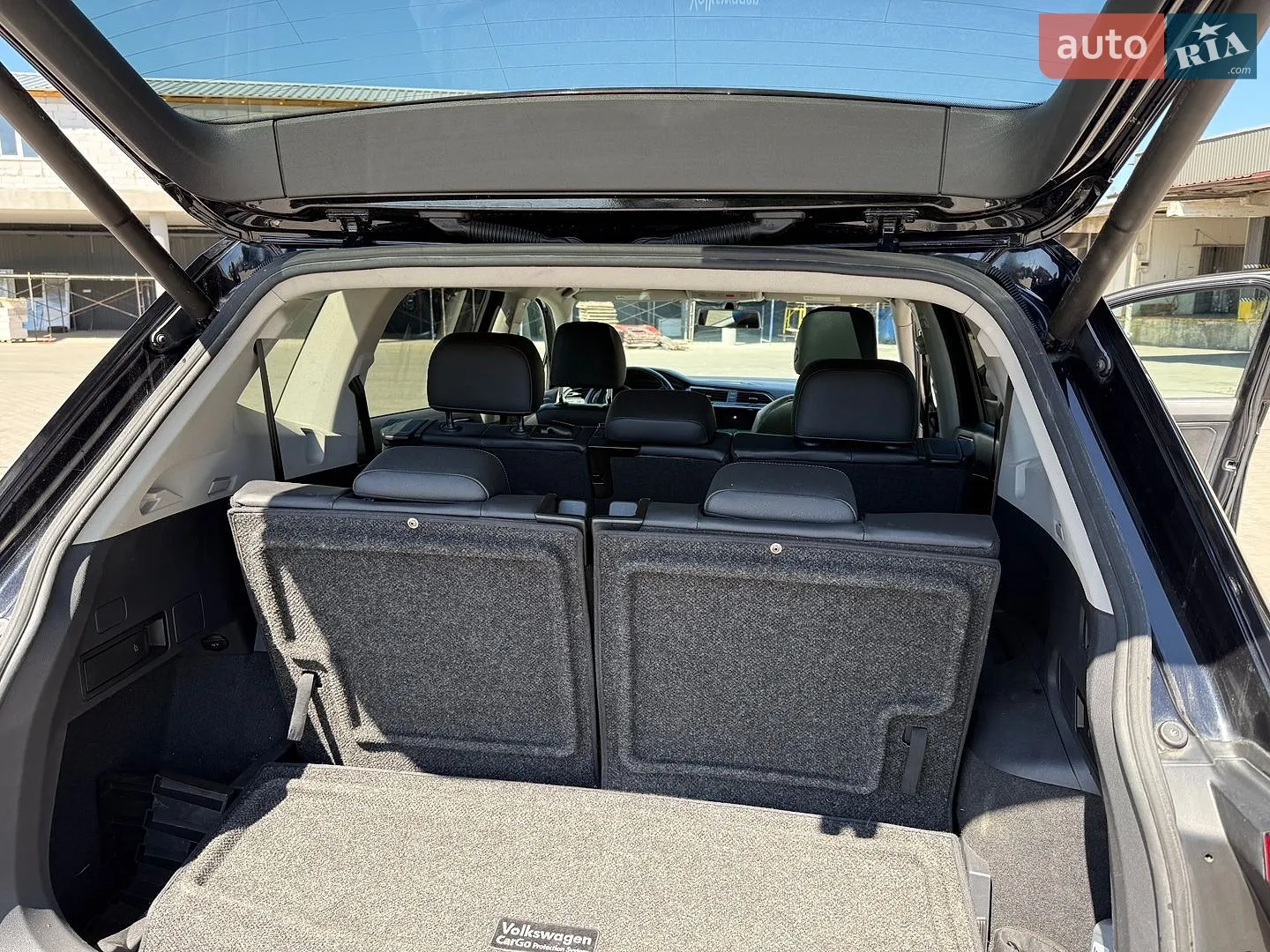 2017 Volkswagen Tiguan - мініатюра 15