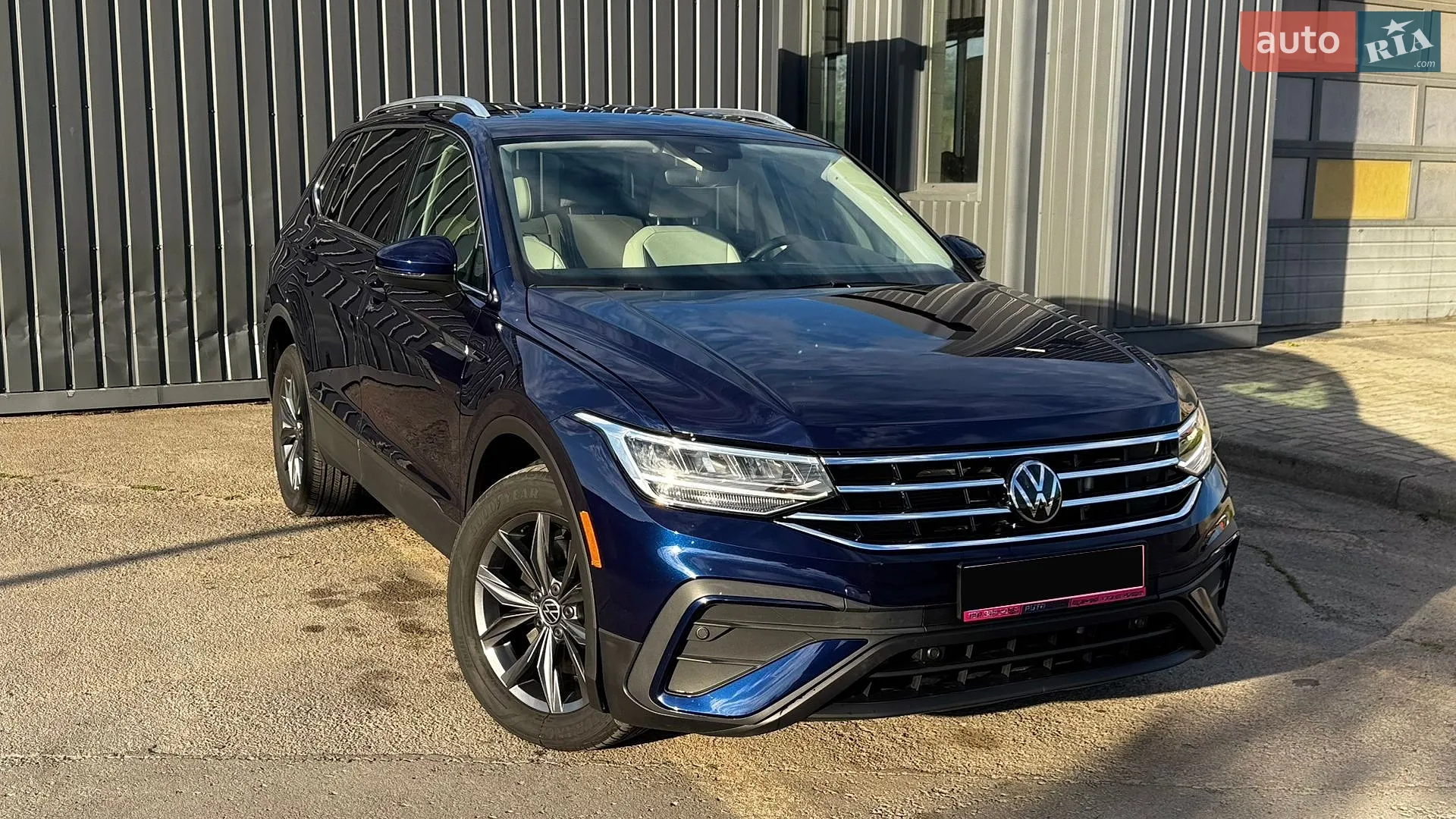2023 Volkswagen Tiguan - мініатюра 4