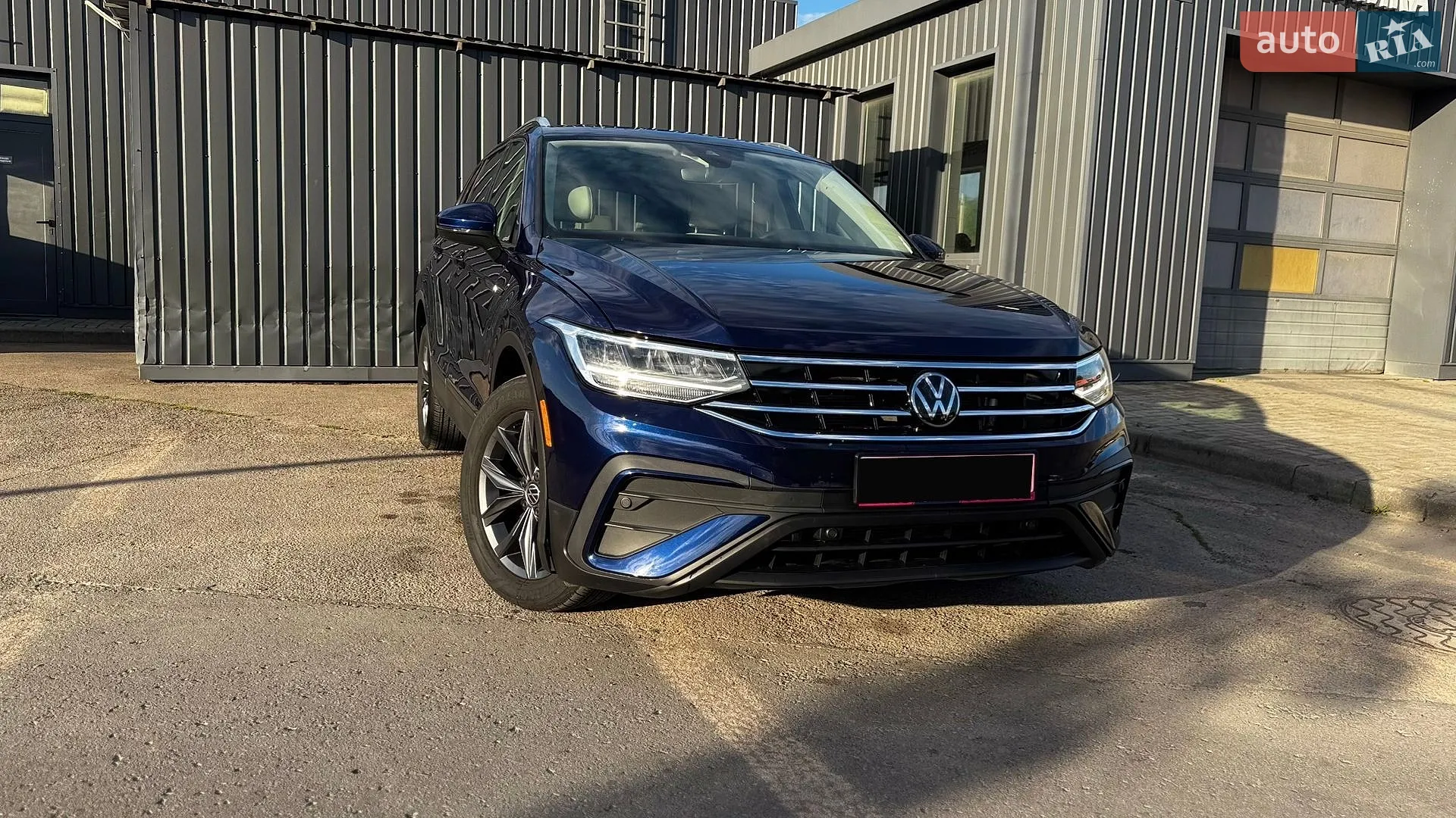 2023 Volkswagen Tiguan - мініатюра 5