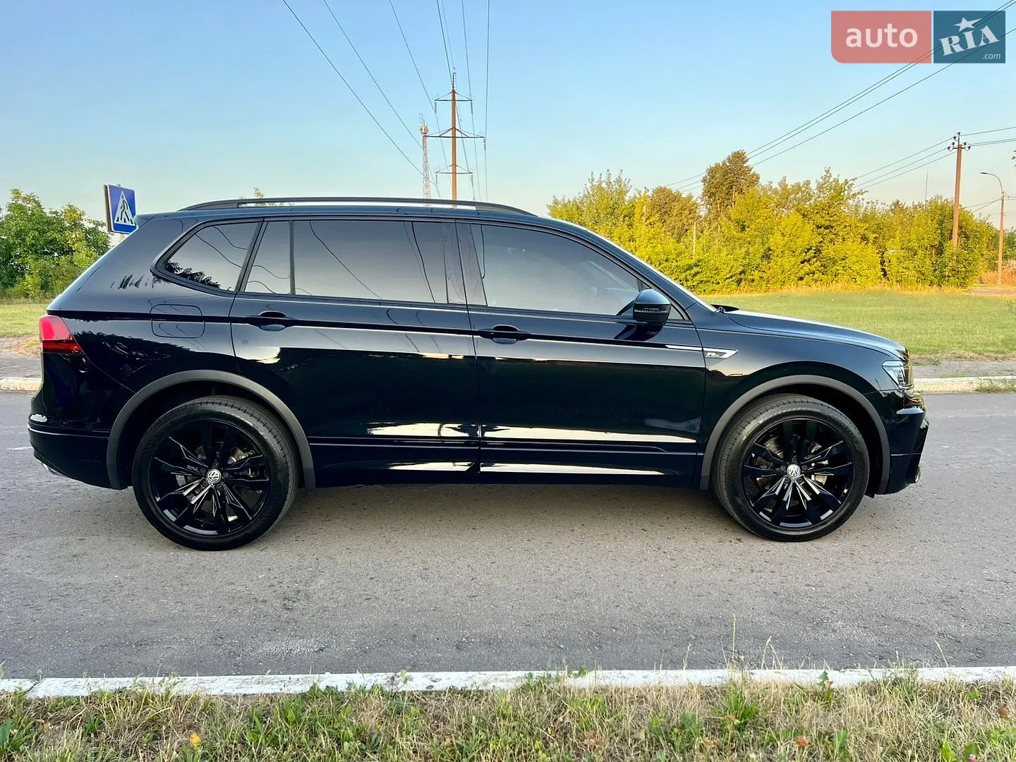 2020 Volkswagen Tiguan - мініатюра 17