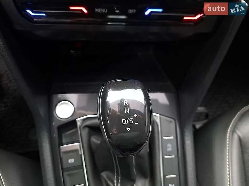 2022 Volkswagen Tiguan - мініатюра 18