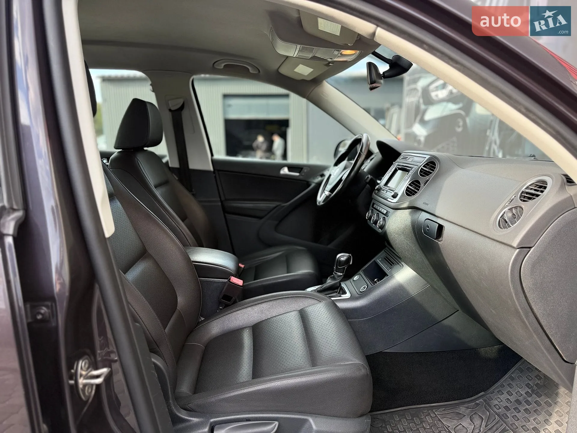 2016 Volkswagen Tiguan - мініатюра 42