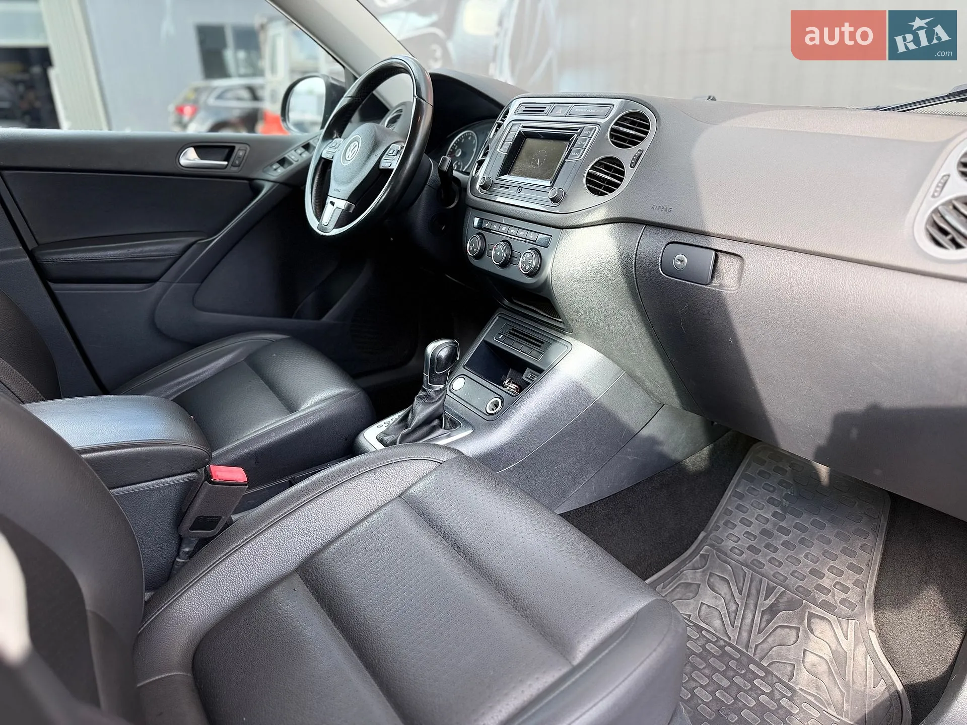 2016 Volkswagen Tiguan - мініатюра 44