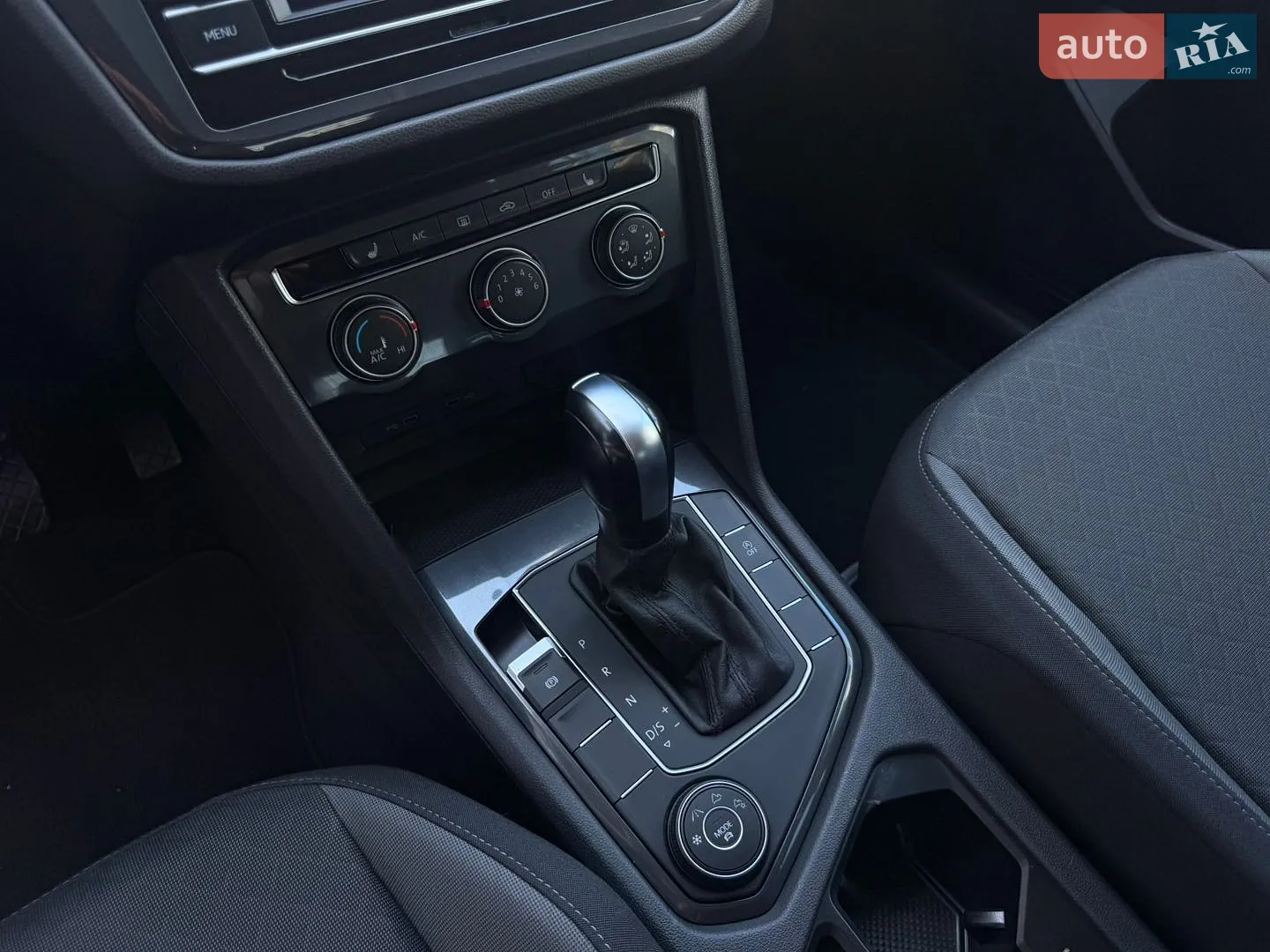 2020 Volkswagen Tiguan - мініатюра 31