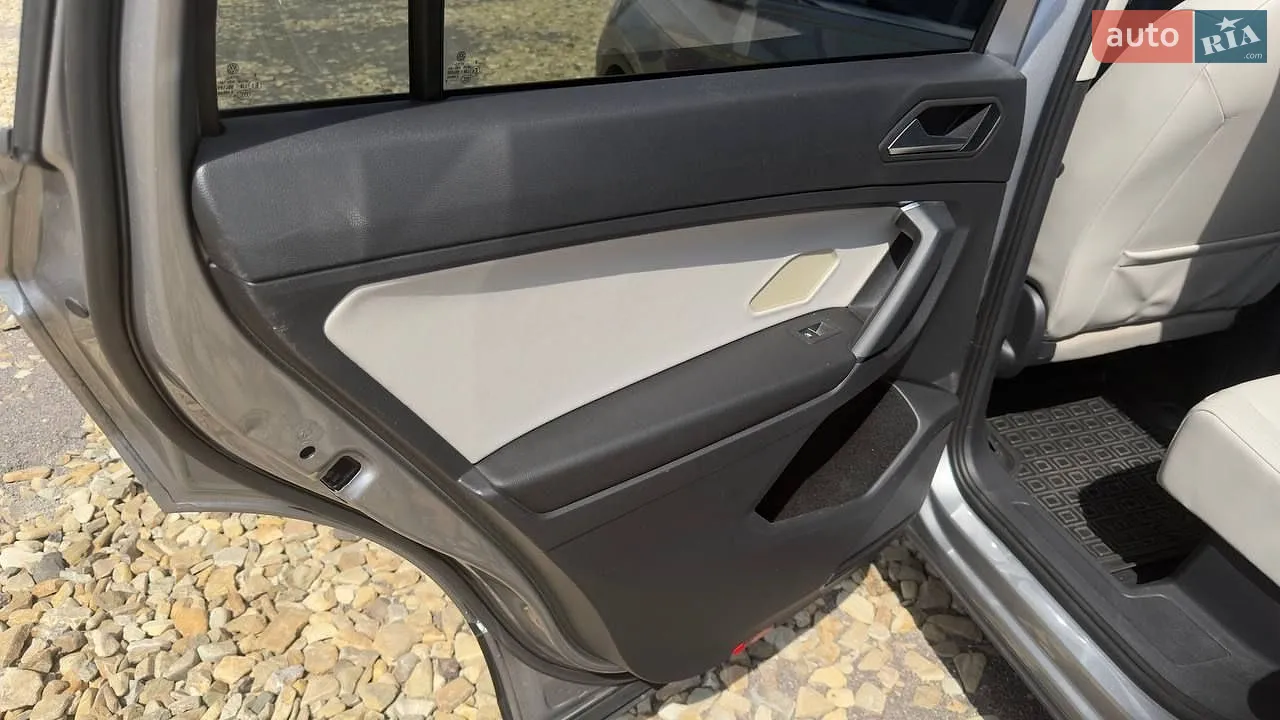 2019 Volkswagen Tiguan - мініатюра 9