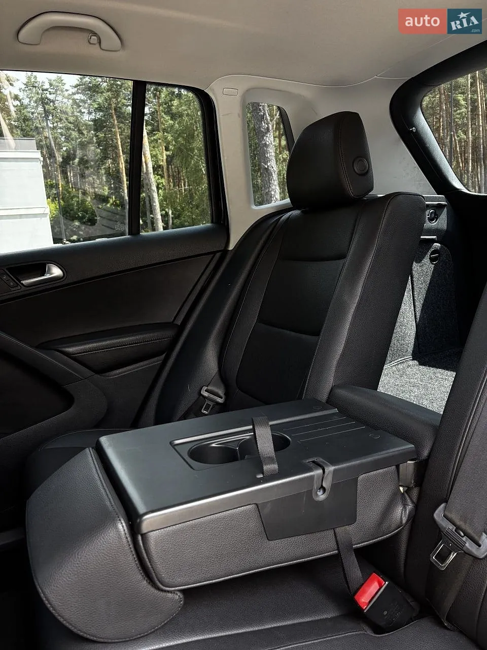 2016 Volkswagen Tiguan - мініатюра 18