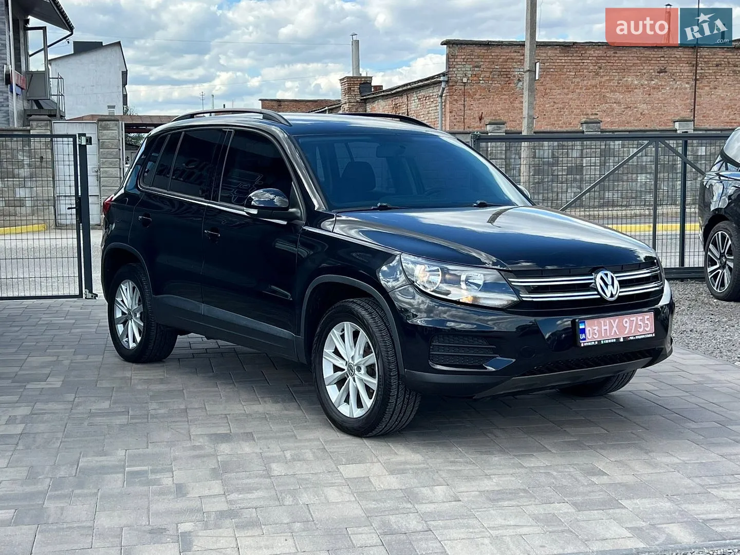 2017 Volkswagen Tiguan - мініатюра 5