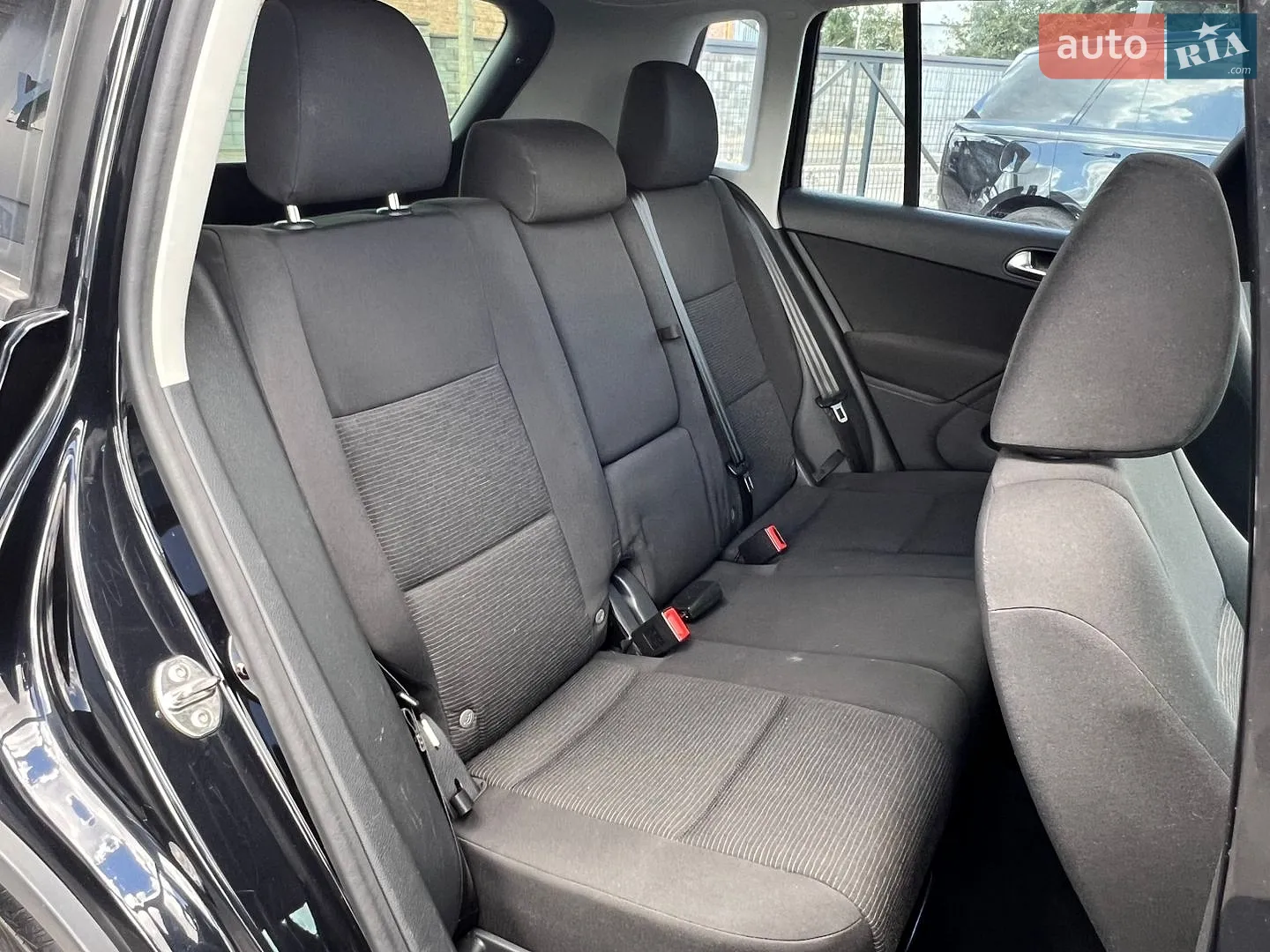 2017 Volkswagen Tiguan - мініатюра 21