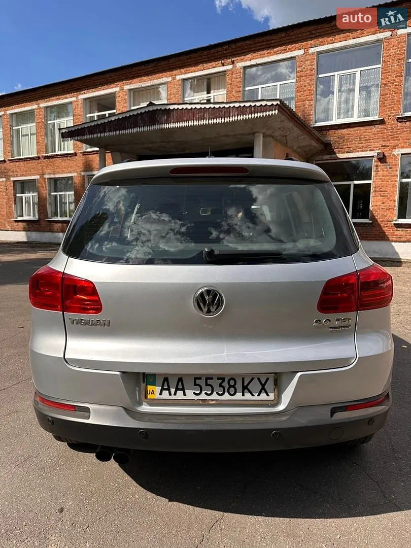2011 Volkswagen Tiguan - мініатюра 12