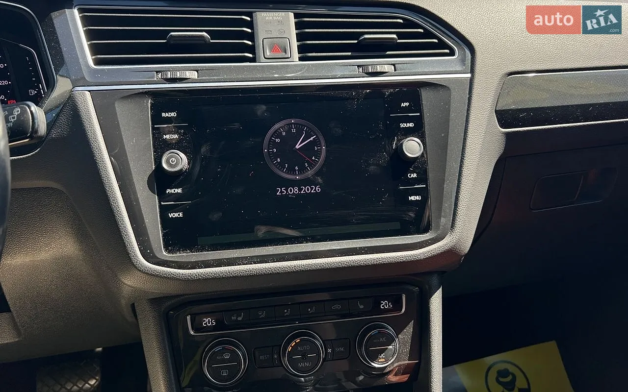 2020 Volkswagen Tiguan - мініатюра 18