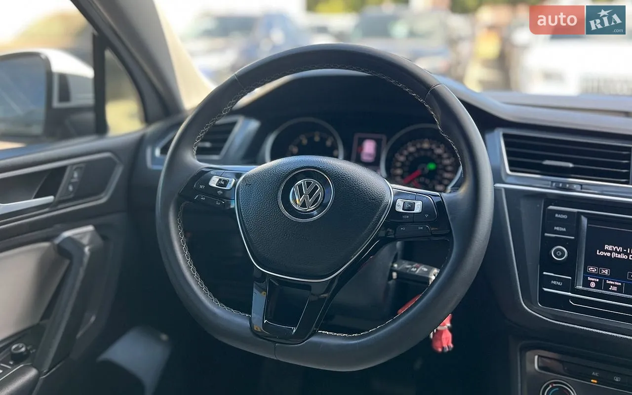 2020 Volkswagen Tiguan - мініатюра 22