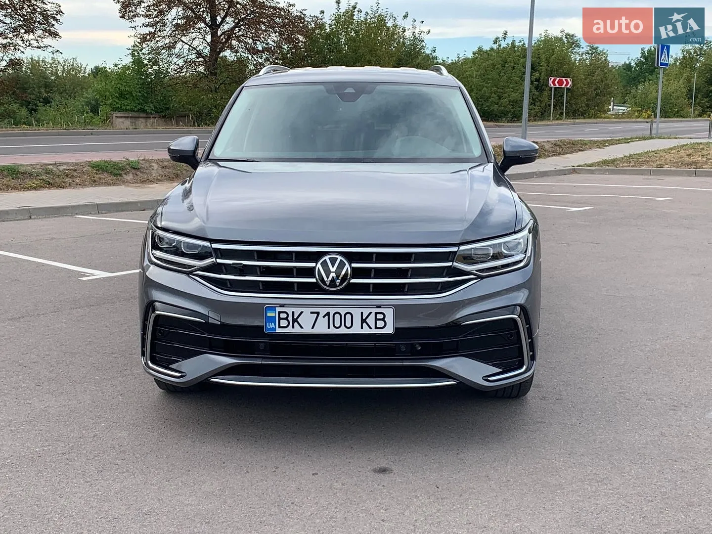 2023 Volkswagen Tiguan - мініатюра 2