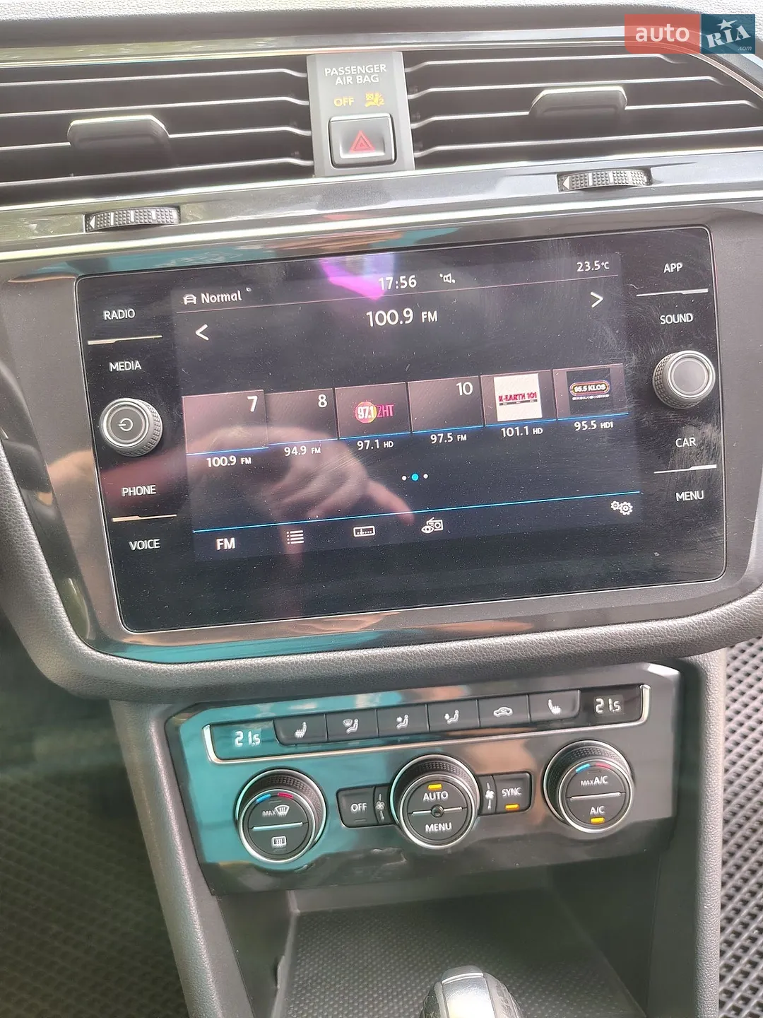 2018 Volkswagen Tiguan - мініатюра 28