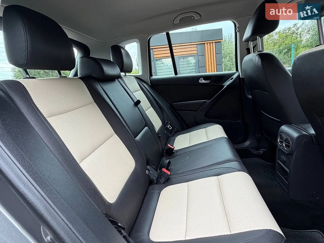 2016 Volkswagen Tiguan - мініатюра 42