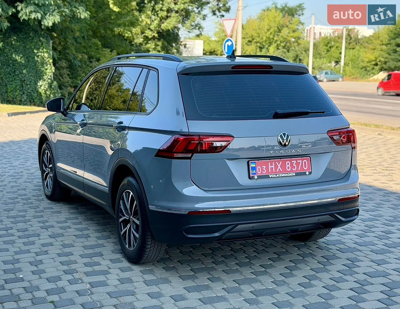 2021 Volkswagen Tiguan - мініатюра 20