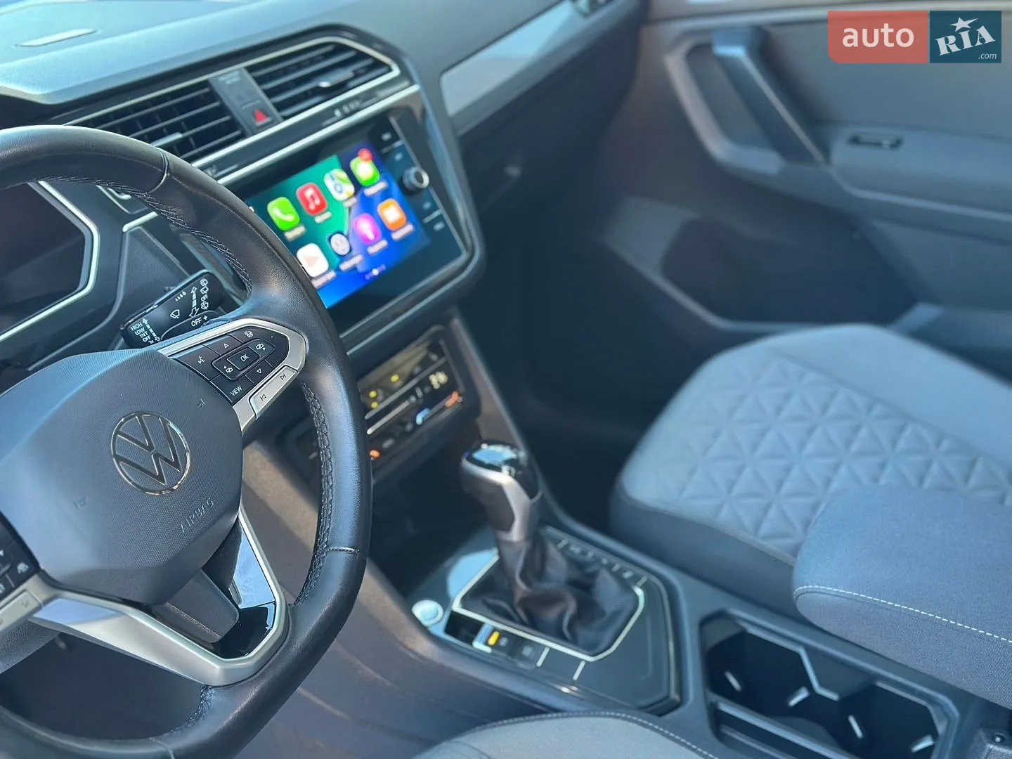 2021 Volkswagen Tiguan - мініатюра 39