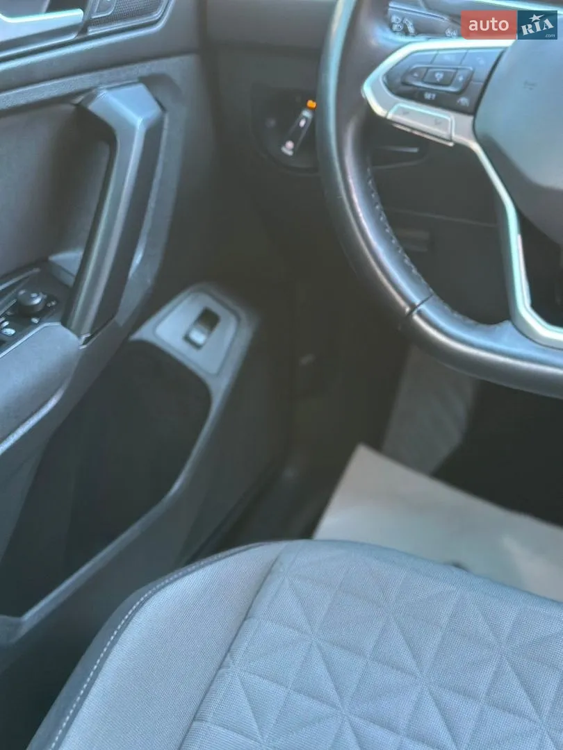 2021 Volkswagen Tiguan - мініатюра 50