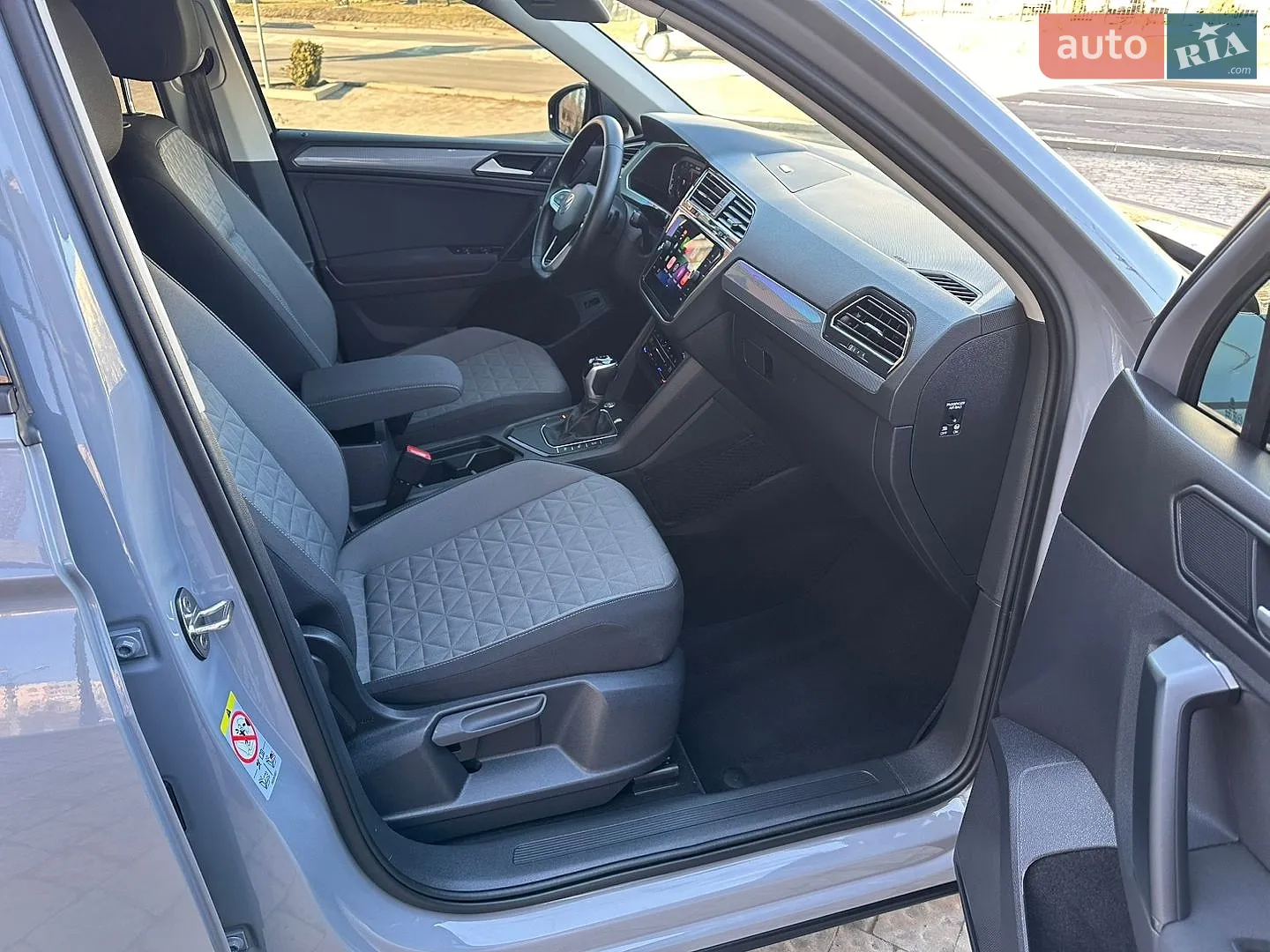 2021 Volkswagen Tiguan - мініатюра 60