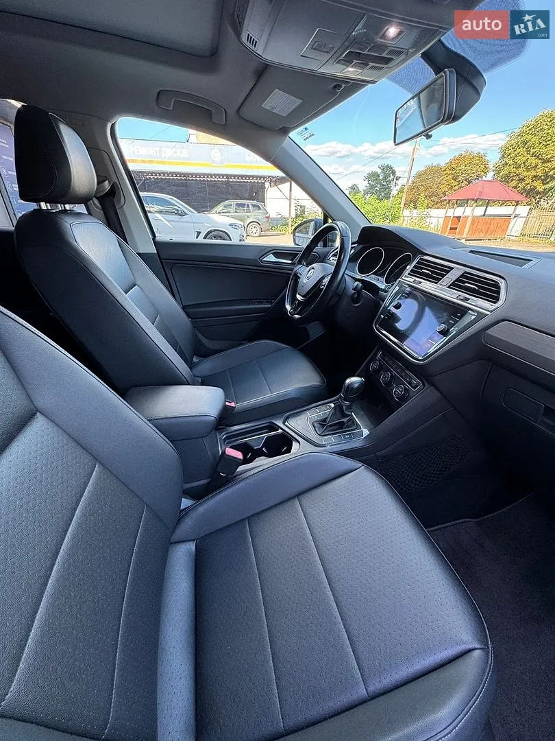 2019 Volkswagen Tiguan - мініатюра 12